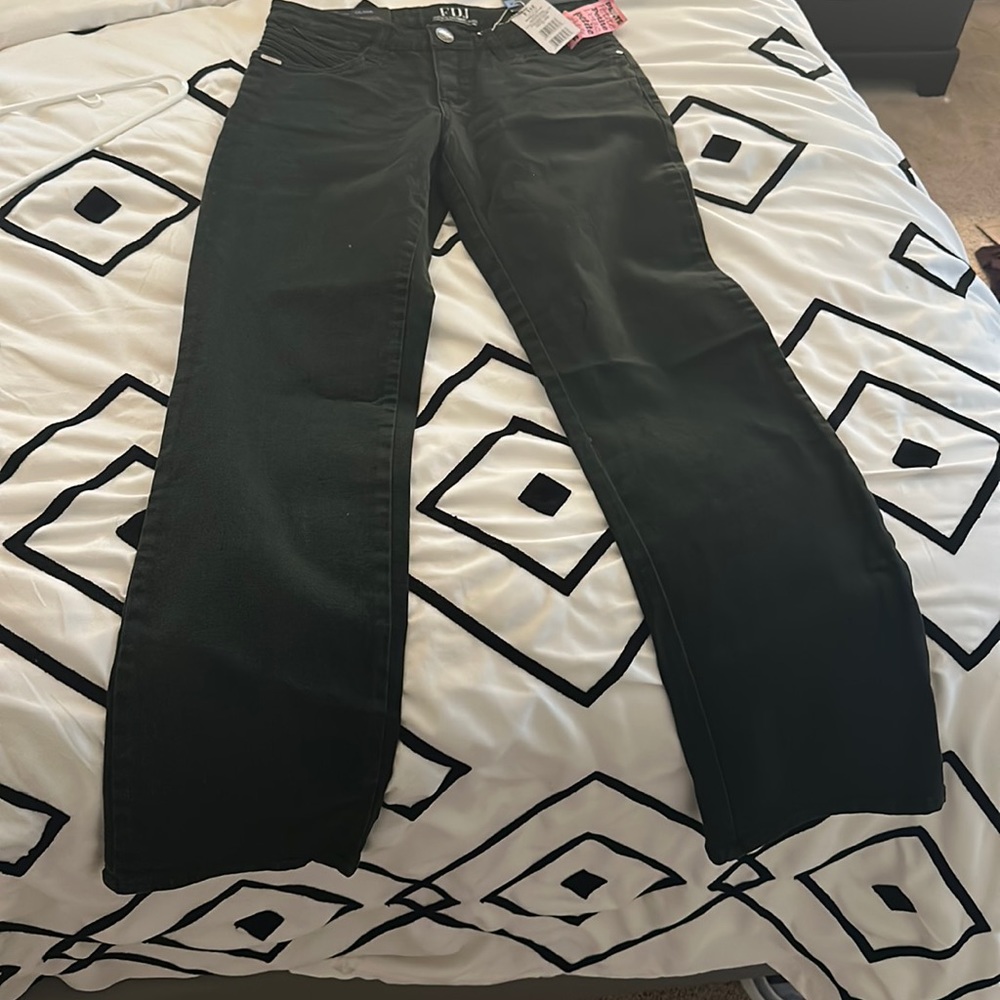 Black petite jeans